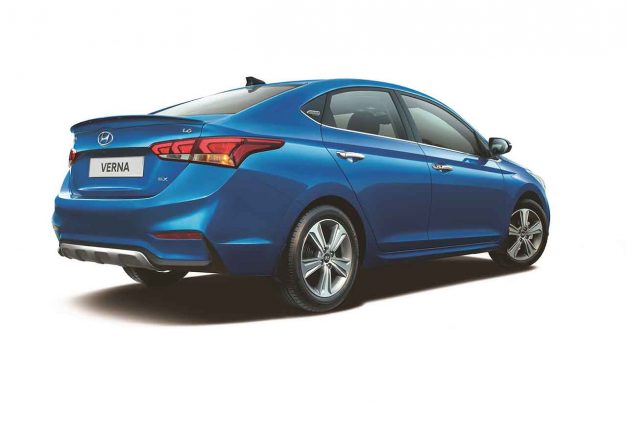 2018-hyundai-verna-anniversary-edition-rear-back-india-pictures-photos-images-snaps-gallery