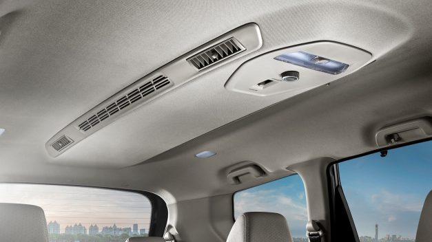2018-mahindra-marazzo-mpv-surround-cooling-technology-shark-fin-ac-vents-india-pictures-photos-images-snaps-gallery
