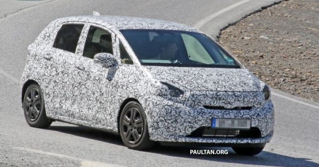 next-forth-generation-honda-jazz-2020-front-side-pictures-photos-images-snaps-gallery