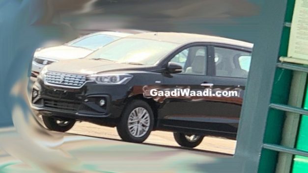 2018-maruti-suzuki-ertiga-front-side-india-pictures-photos-images-snaps-gallery