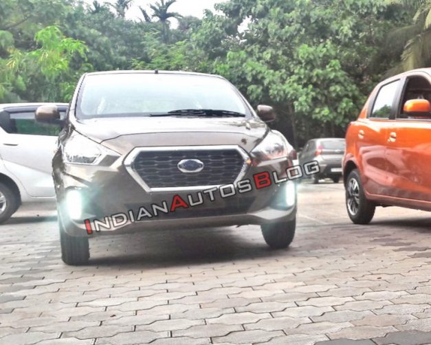 2019-datsun-go-+-plus-facelift-spied-india-pictures-photos-images-snaps-gallery