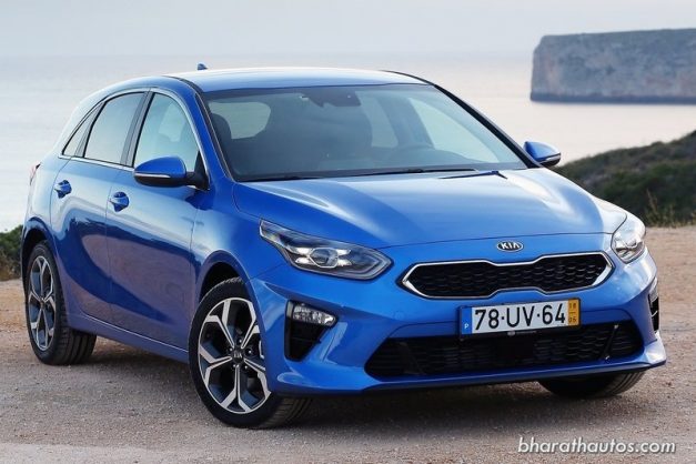 kia-ceed-premium-hatchback-exterior-outside-pictures-photos-images-snaps-gallery