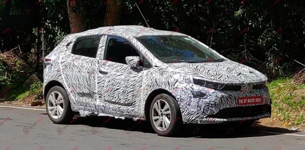 tata-45x-tata-aquilla-premium-hatchback-spied-road-testing