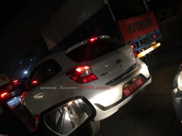 ford-figo-blu-2019-facelift-rear-india-pictures-photos-images-snaps-video