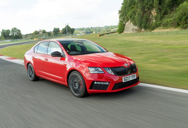 skoda-octavia-rs245-front-side-pictures-photos-images-snaps-gallery