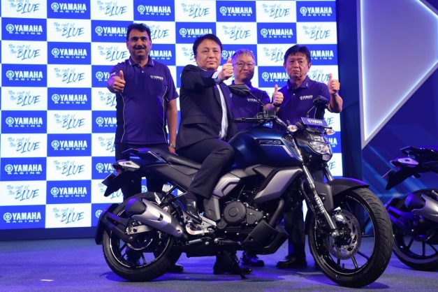 yamaha-fz-fi-v30-abs-fz-s-fi-v30-abs-india-pictures-photos-images-snaps-gallery