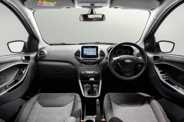 2019-ford-figo-hatchback-facelift-india-dashboard-interior-cabin-inside-pictures-photos-images-snaps-gallery