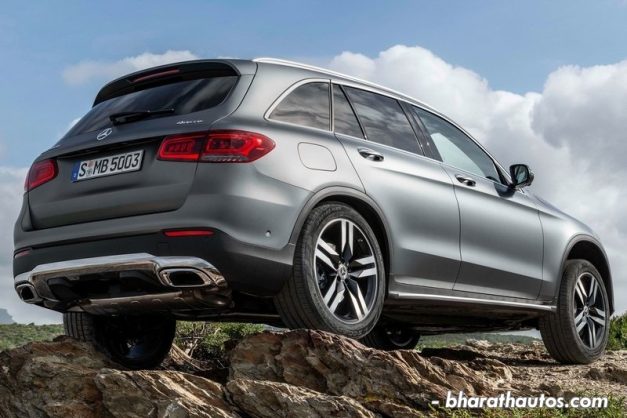 2020-mercedes-benz-glc-facelift-rear-back-india-pictures-photos-images-snaps-gallery