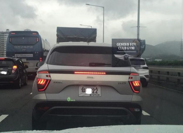 2020-hyundai-ix25-2020-hyundai-creta-rear-back-india-pictures-photos-images-snaps-gallery