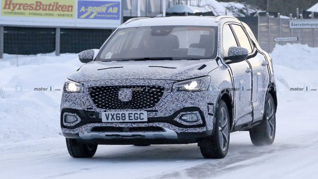 mg-x-motion-compact-suv-front-shape-spied-india-pictures-photos-images-snaps-gallery
