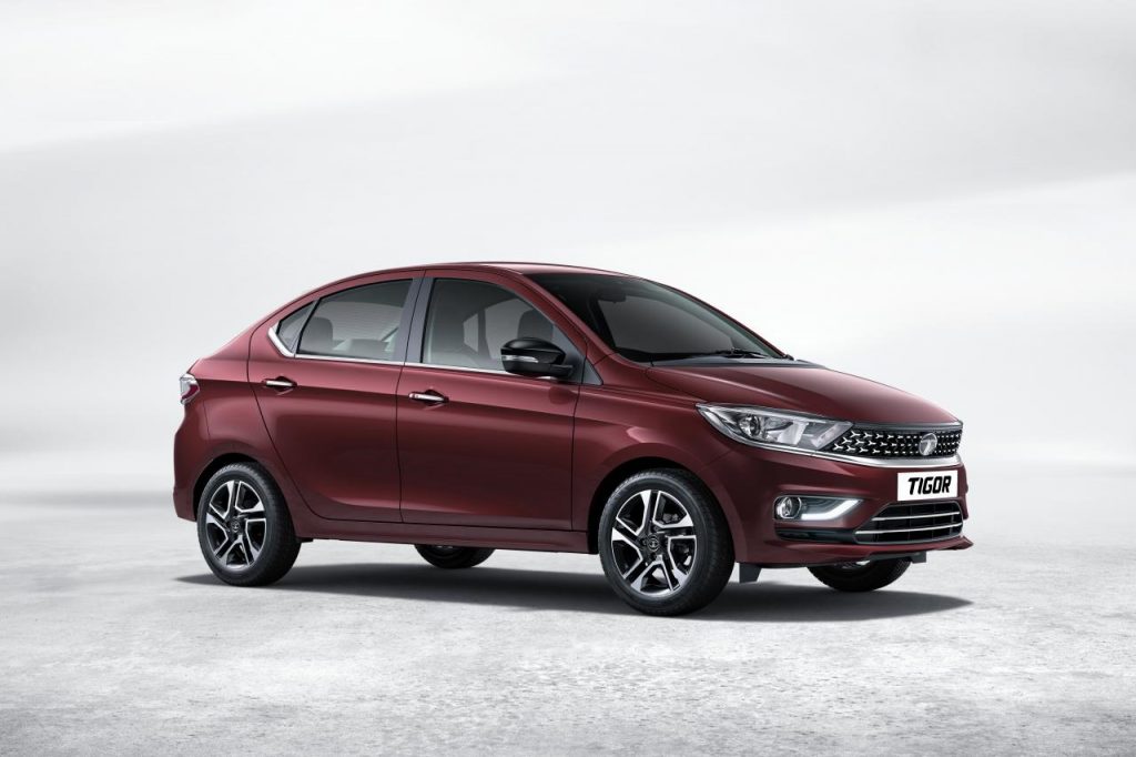 2020-tata-tiago-bs6-india-pictures-photos-images-snaps-gallery