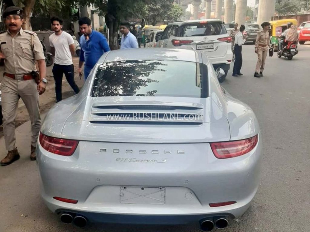 highest-ever-traffic-fine-in-india-ahmedabad-police-gujrat-porsche-911-owner-002