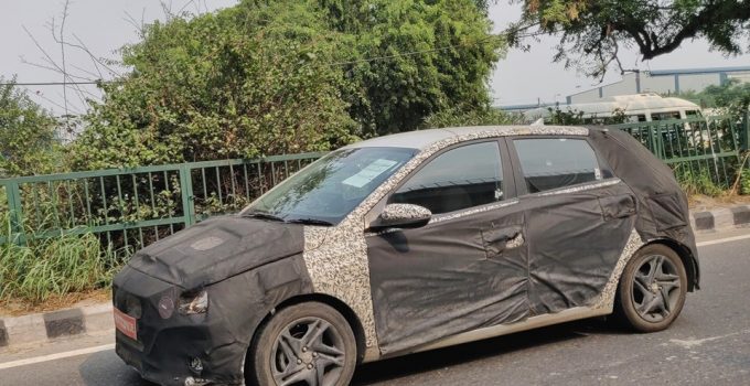 new-2021-hyundai-i20-hatchback-facelift-front-spied-testing-india-pictures-images-photos-snaps